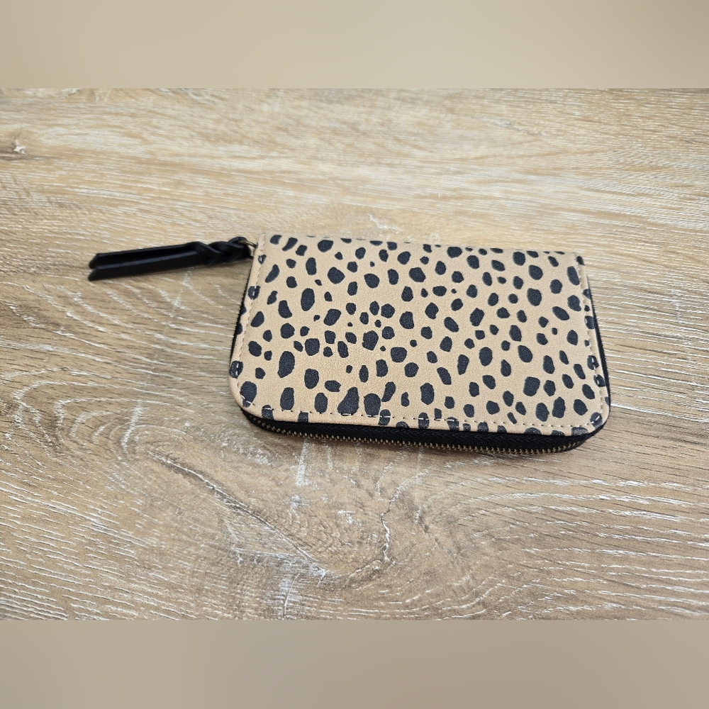 Universal Thread Black Wallet